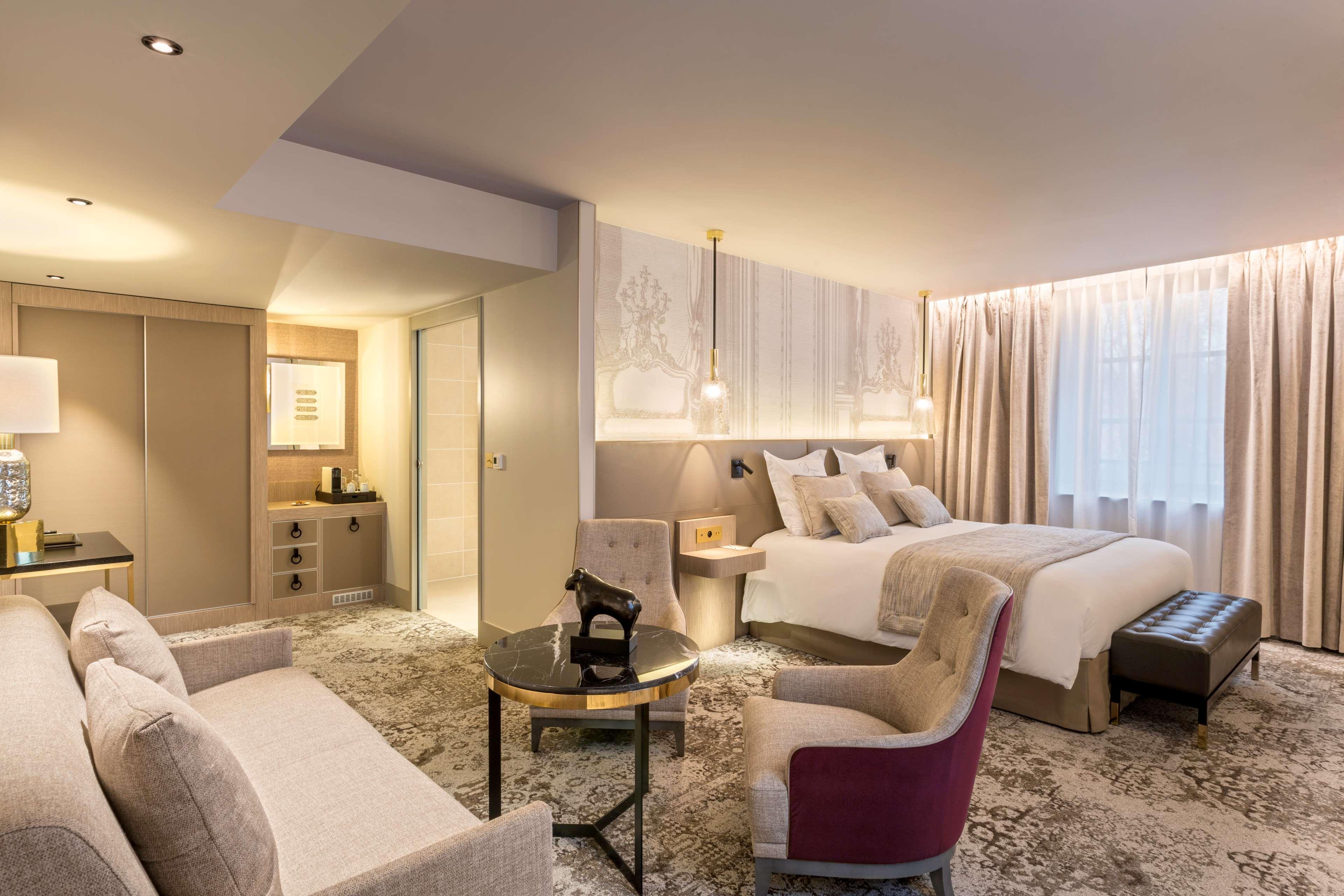 Hotel & Spa Les Sept Fontaines Best Western Premier Tournus Exterior foto